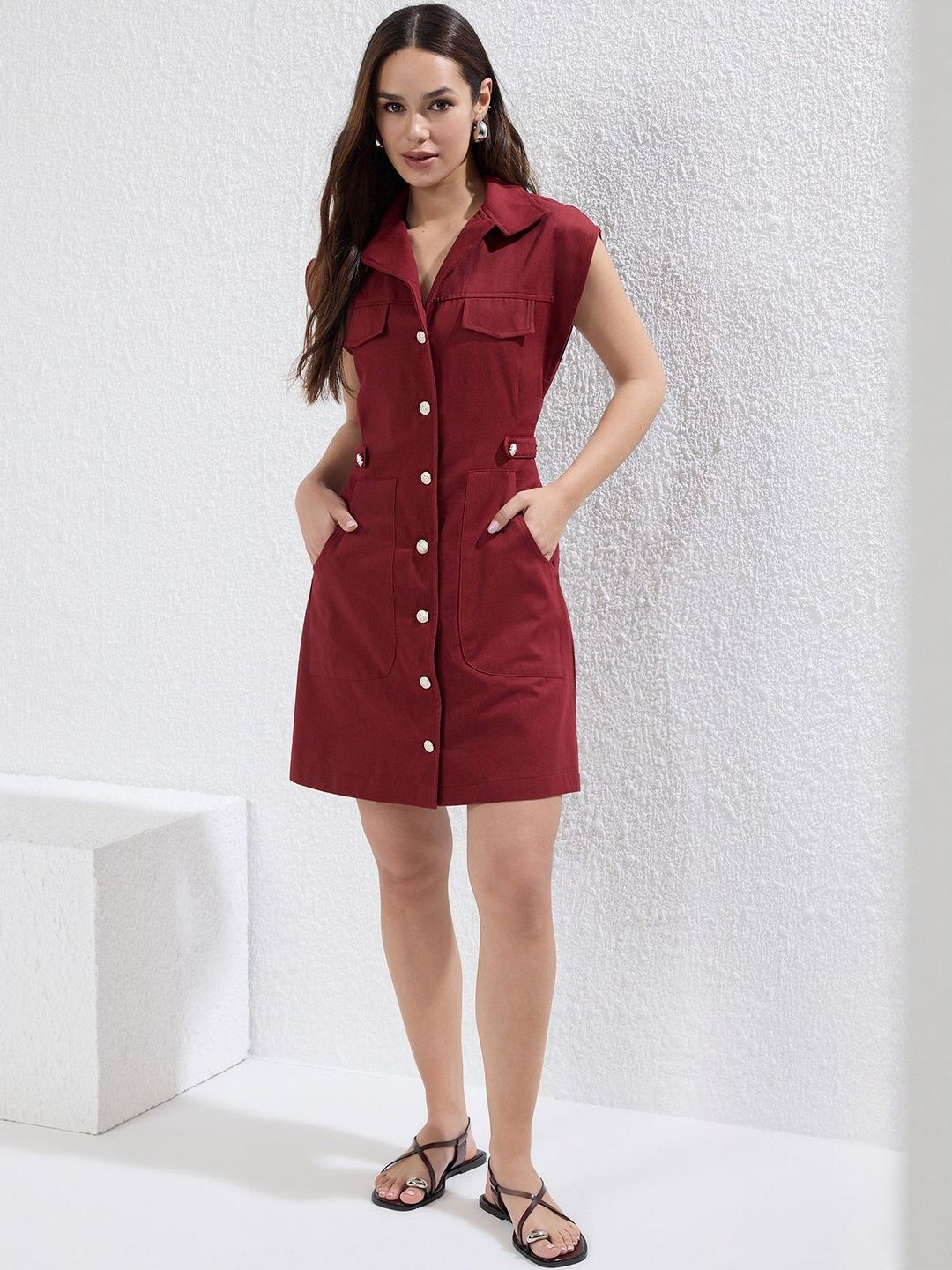 Trendyol Women Sleeveless Cotton Above Knee Shirt Dress With Utility Pockets