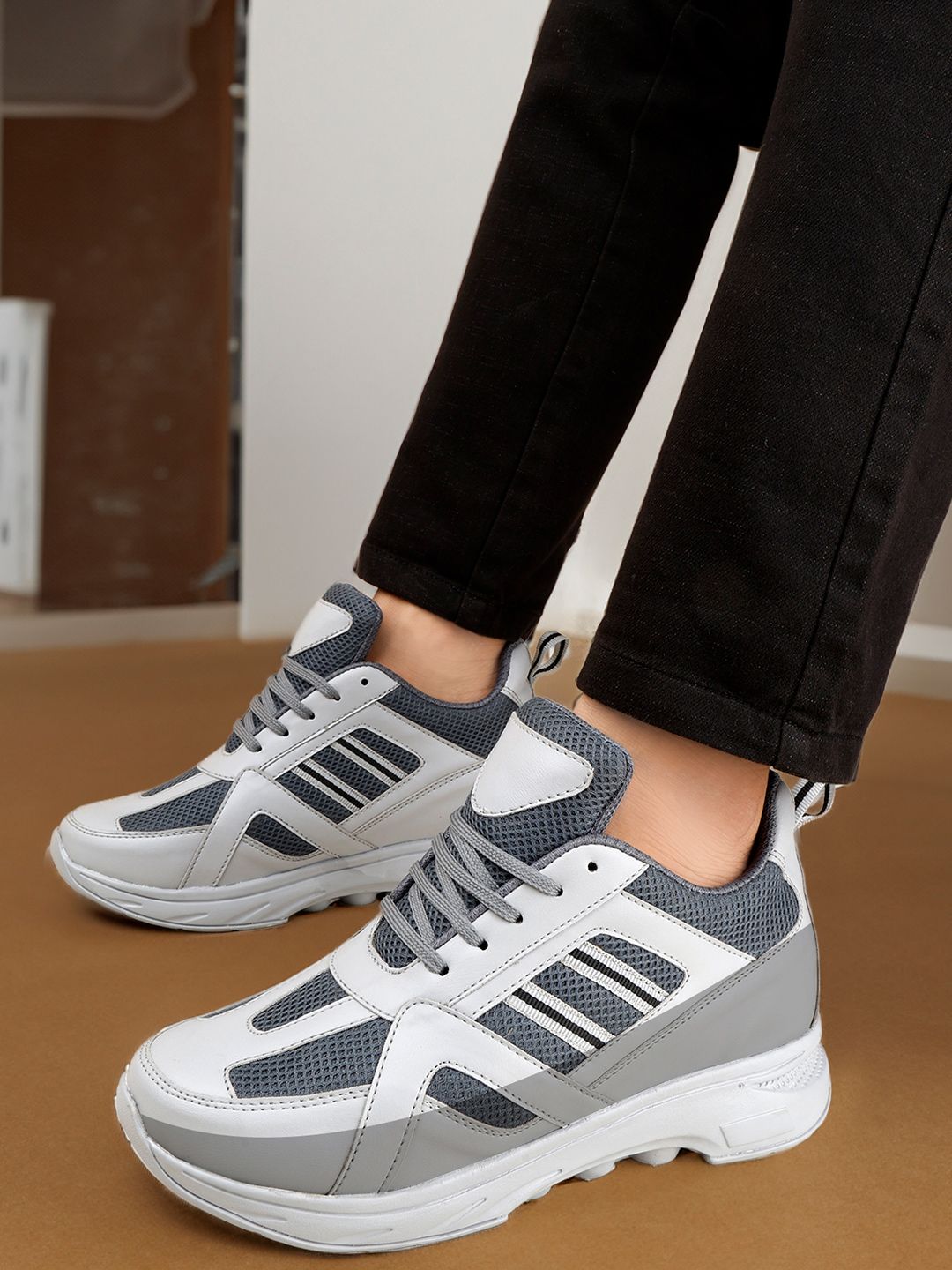 Bxxy Men 3 Inch Hidden Elevator Height Increasing Sports Running Lace-up Shoes