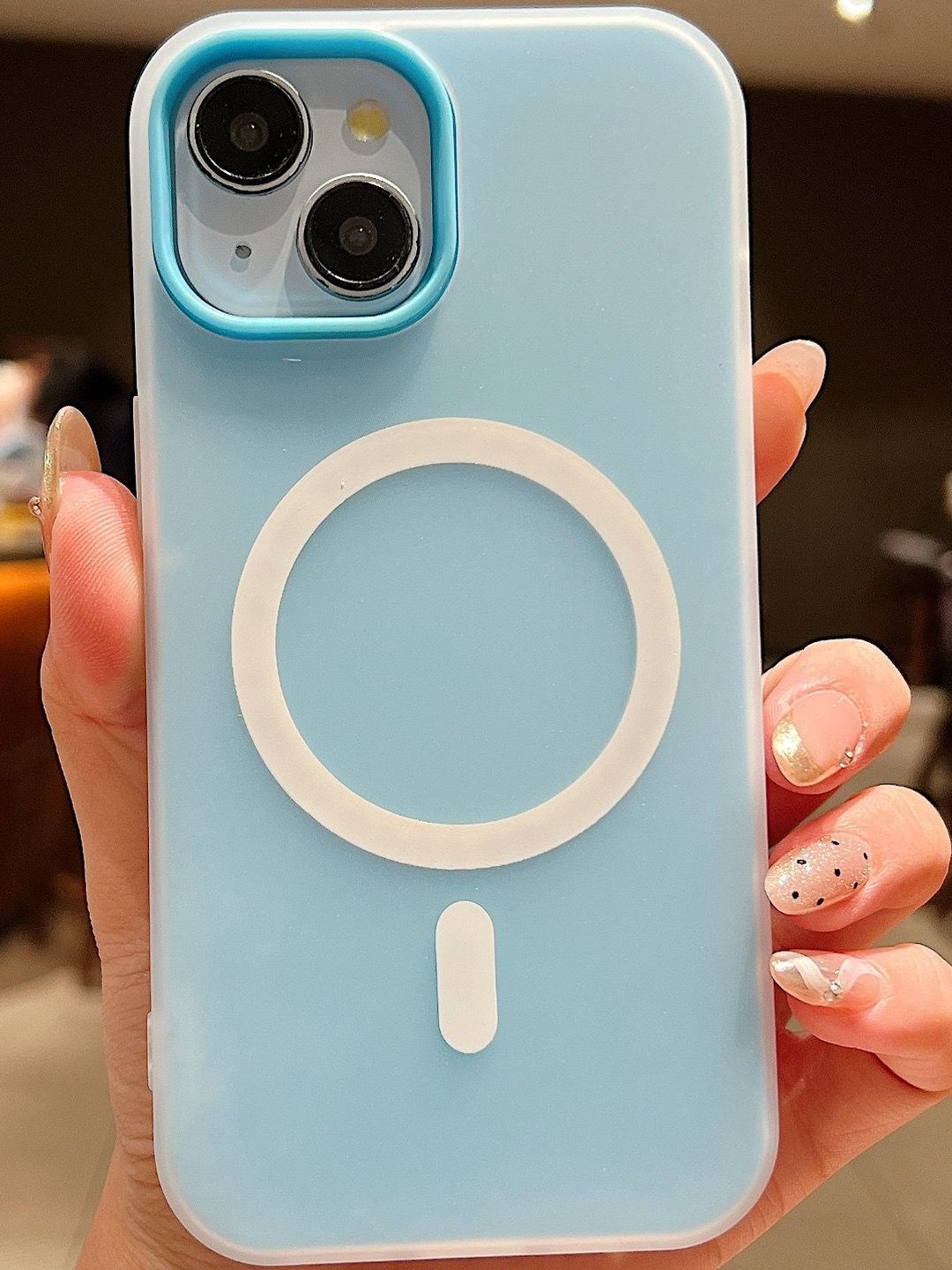 Luxury Kase Unisex Solid Magnetic Silicone Candy Mag-SafeiPhone 15 Back Case