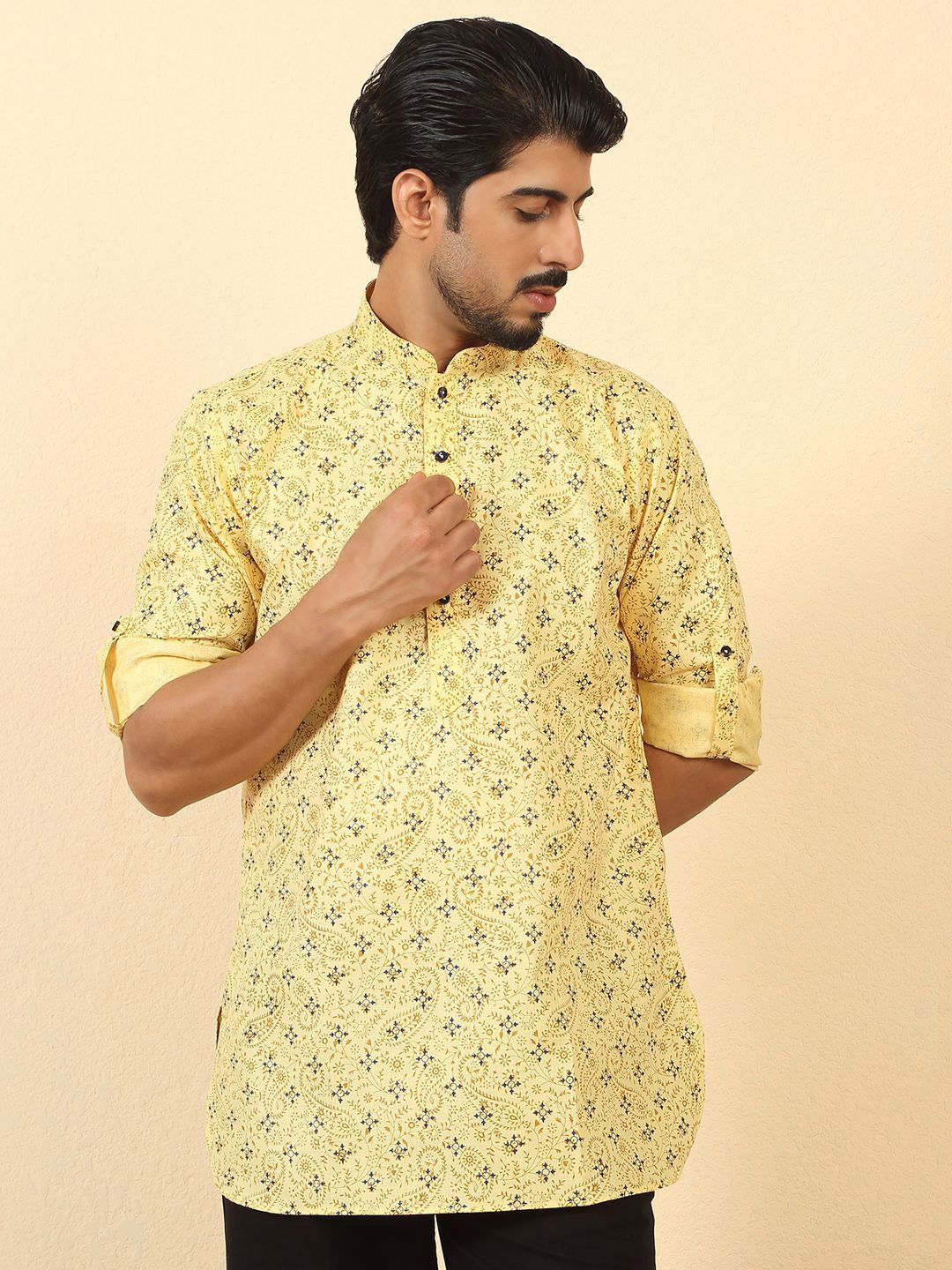 KRAFT INDIA Men Roll-up Sleeves Short Kurta