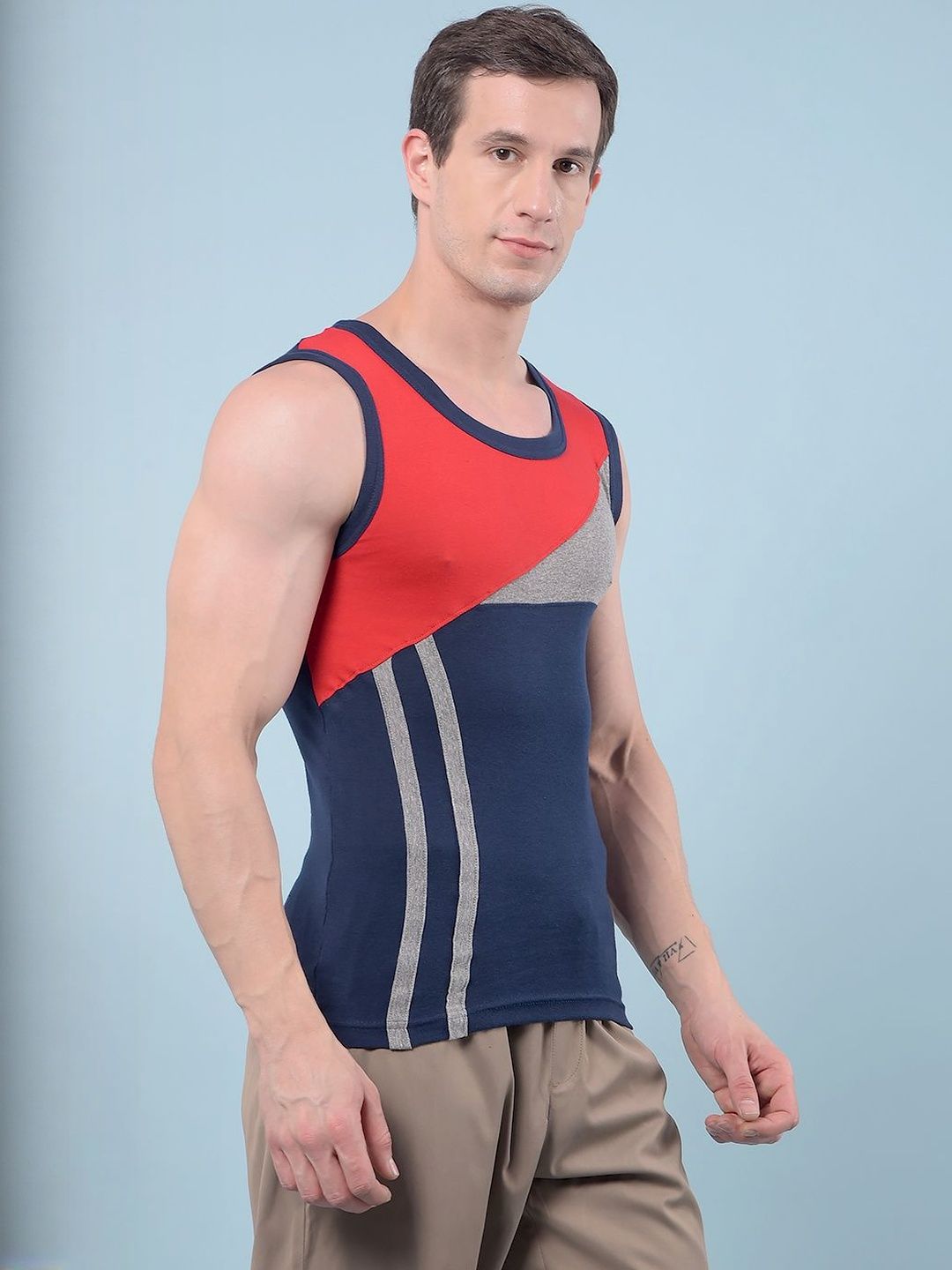 RKG Pack Of 5 Assorted Colourblocked Cotton Gym Vests