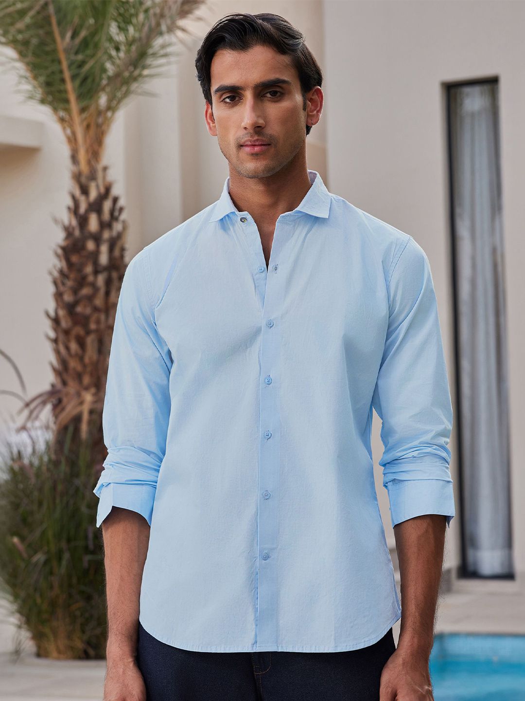 Buy Zeyo Men Relaxed Fit Solid Cutaway Collar Cotton Casual Shirt