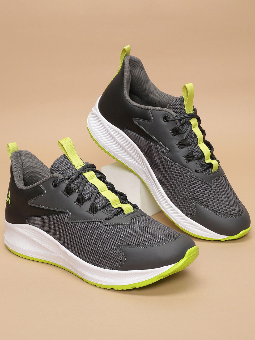 AVANT Men's Axion Walking Shoes Black Grey
