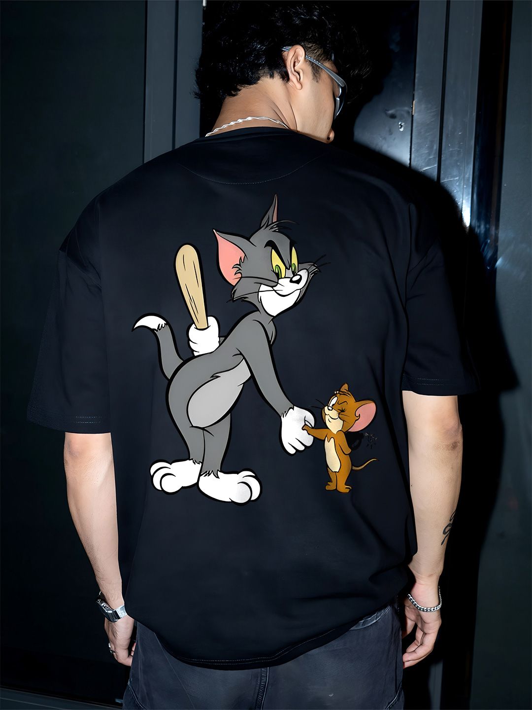 BDSQUARE Men Graphic Printed Round Neck Cotton Oversized T-shirt