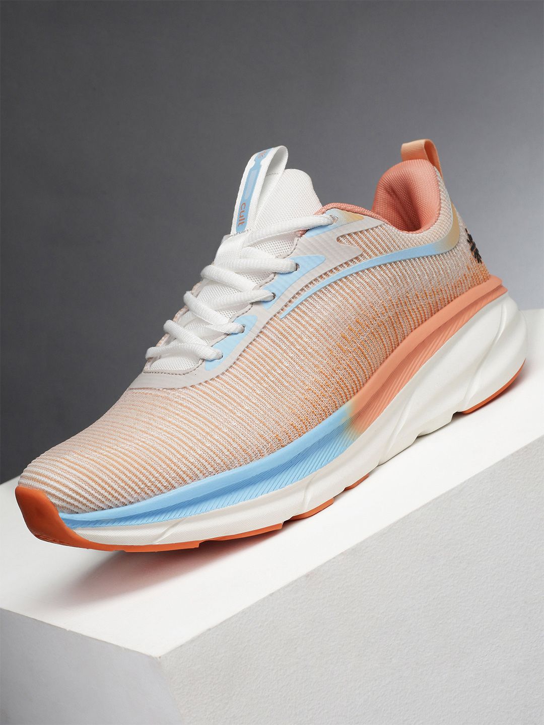 CULT Men L. Peach & Ice Blue Flytor Running Shoes