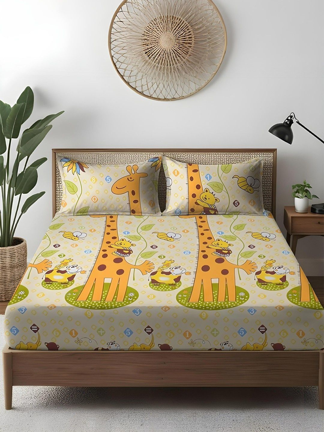 WEAVE AND DECOR WEAVE AND DECOR Cream-Coloured Conversational 300 TC Bedsheet with 2 Pillow Covers