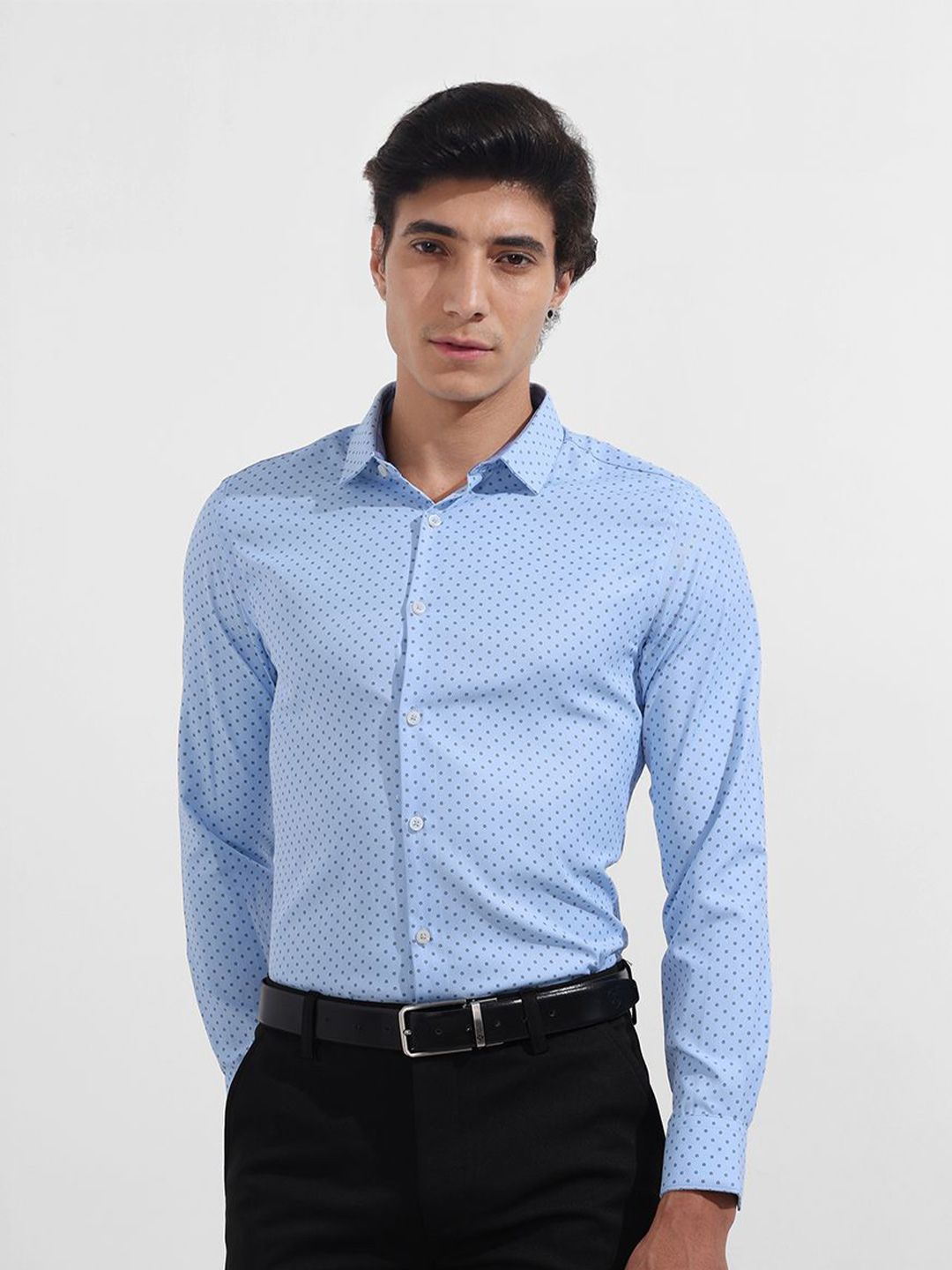 The Indian Garage Co. X Luxe Men Slim Fit Printed Formal Shirt