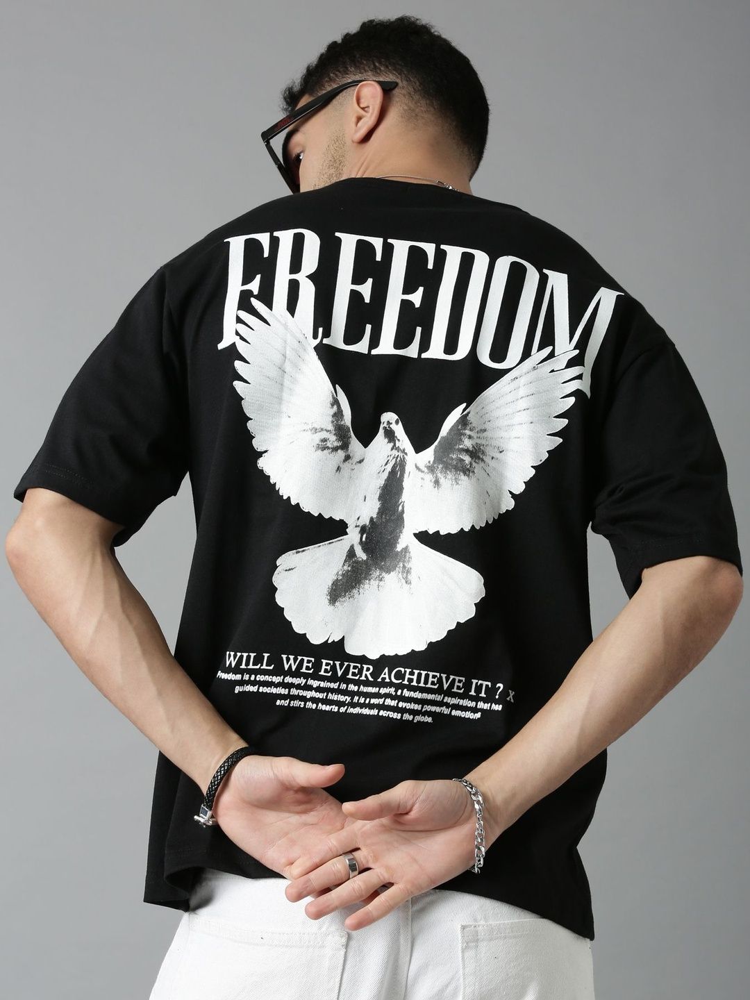 LEWEL Men Graphic Printed Round Neck Short Sleeve Oversized T-shirt