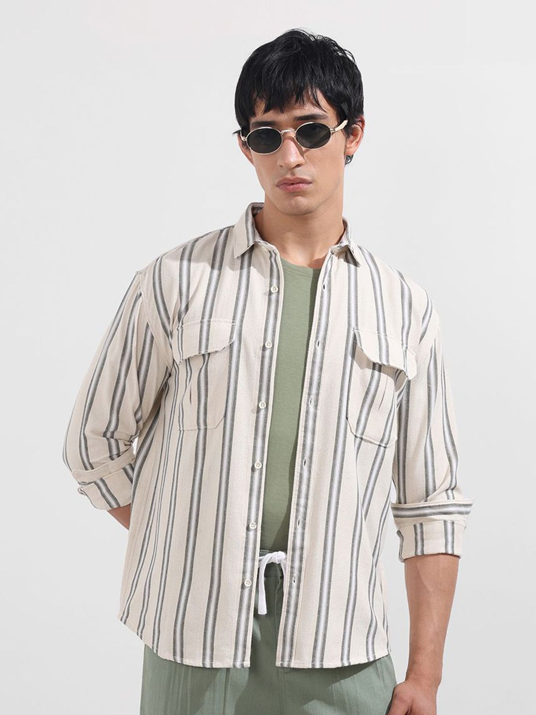 The Indian Garage Co Men Relaxed Fit Vertical Striped Spread Collar Cotton Casual Shirt