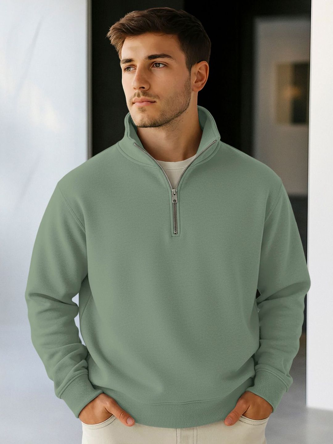 Fashion And Youth Men Solid Half Zipper Pullover Sweatshirt