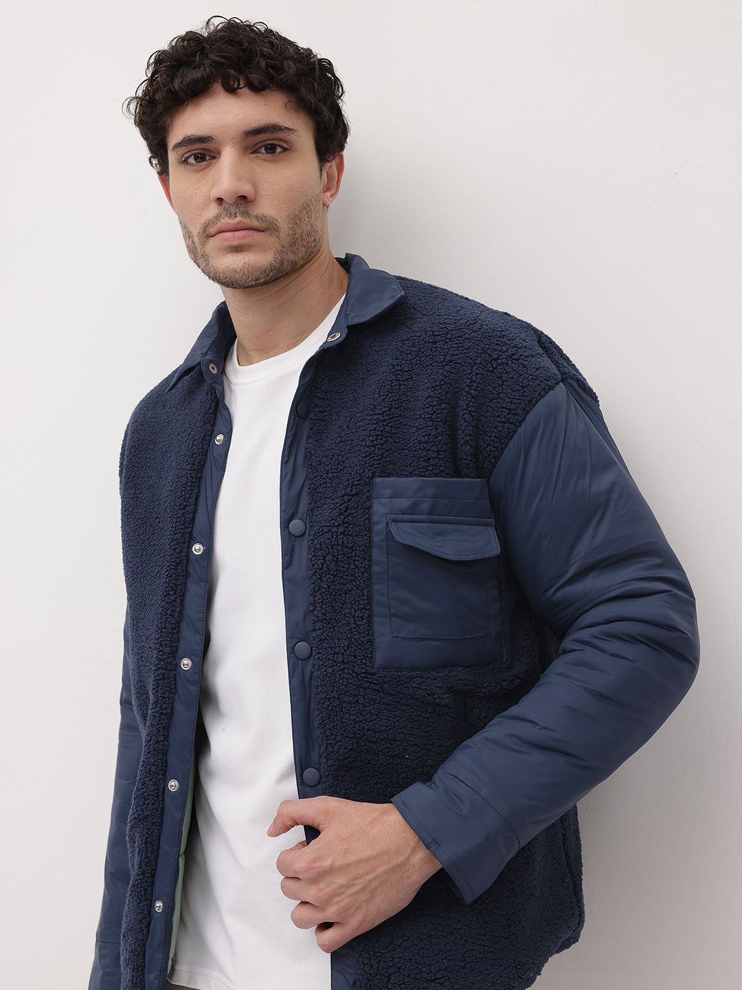 The Roadster Life Co. Spread Collar Sherpa