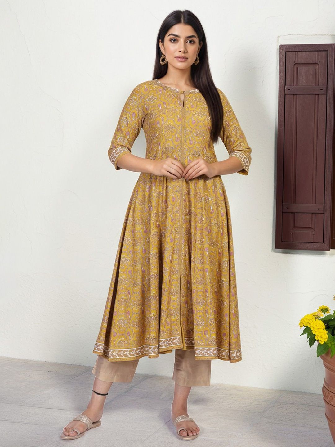 Women Floral Printed Anarkali Kurta W Women Floral Printed Keyhole Neck Anarkali Kurta