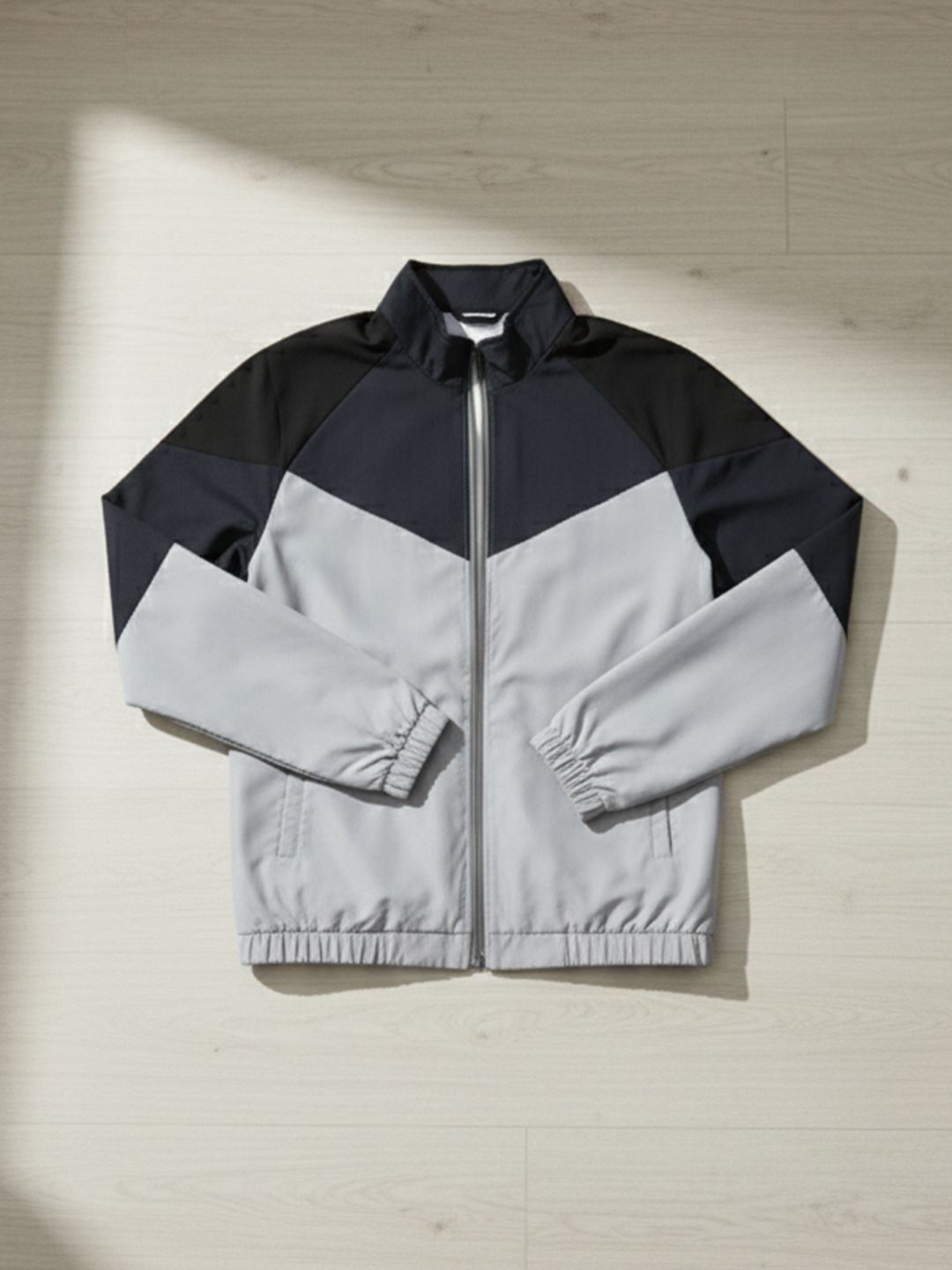 Greylongg Men Colourblocked Lightweight Puffer Jacket