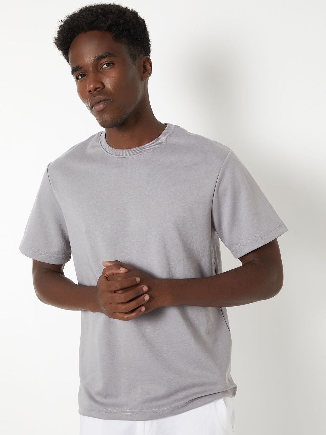 max Men Round Neck T-shirt