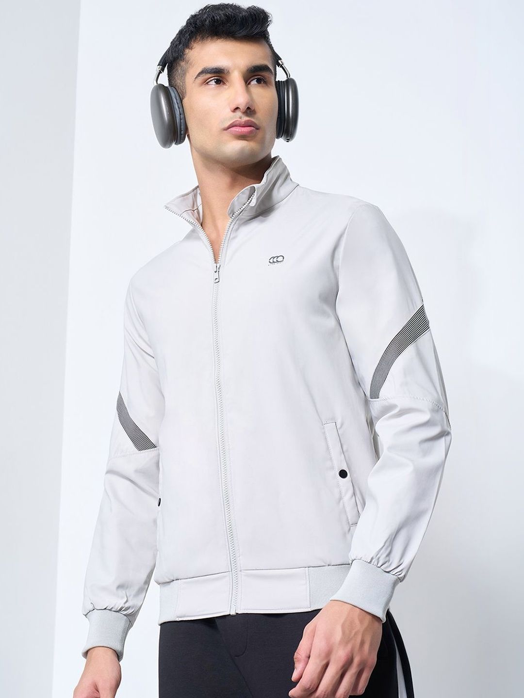 Ajile by Pantaloons Men Crop Sporty Jacket