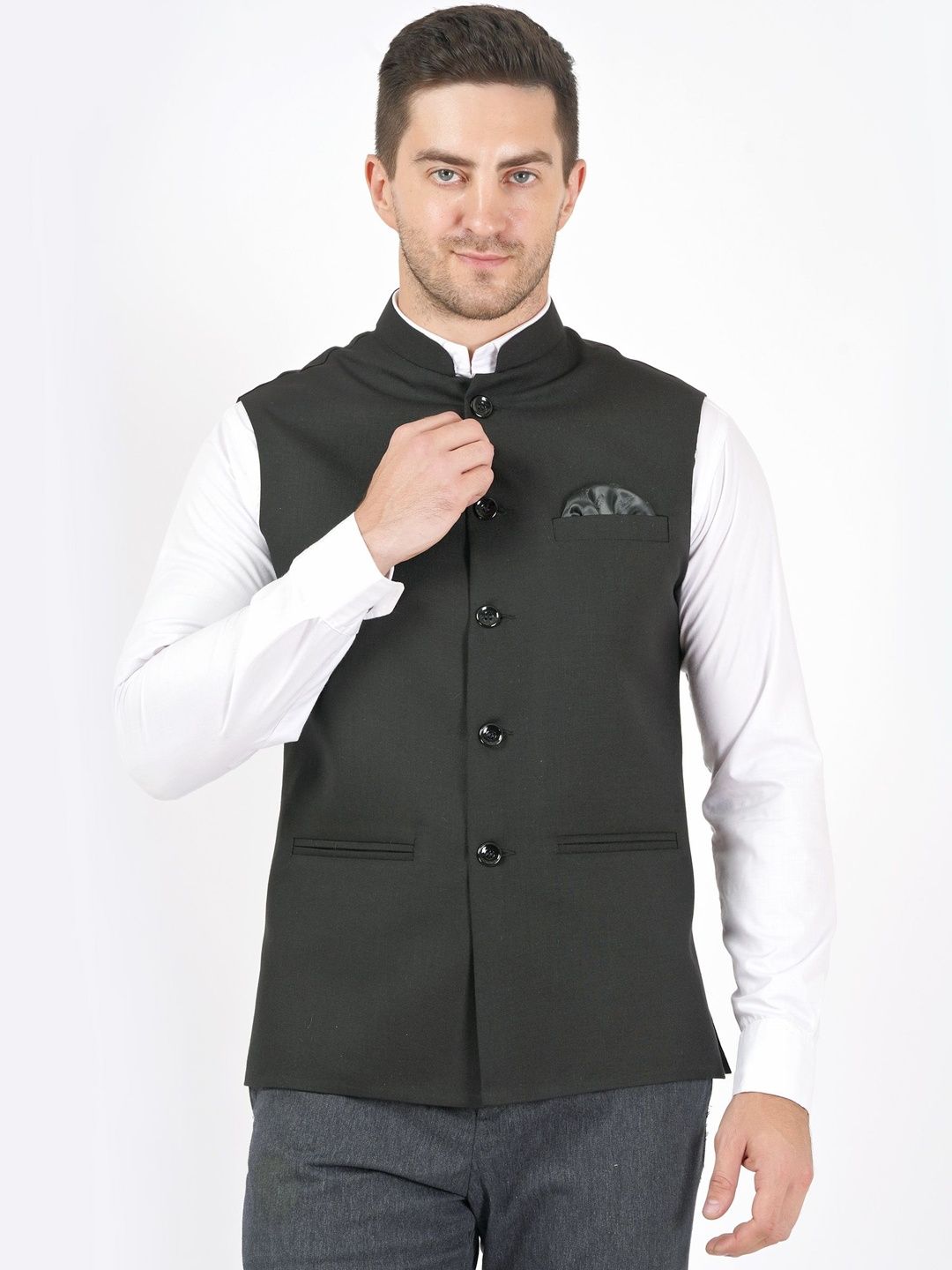 Badoliya & Sons Men Mandarin Collar Sleeveless Nehru Jacket