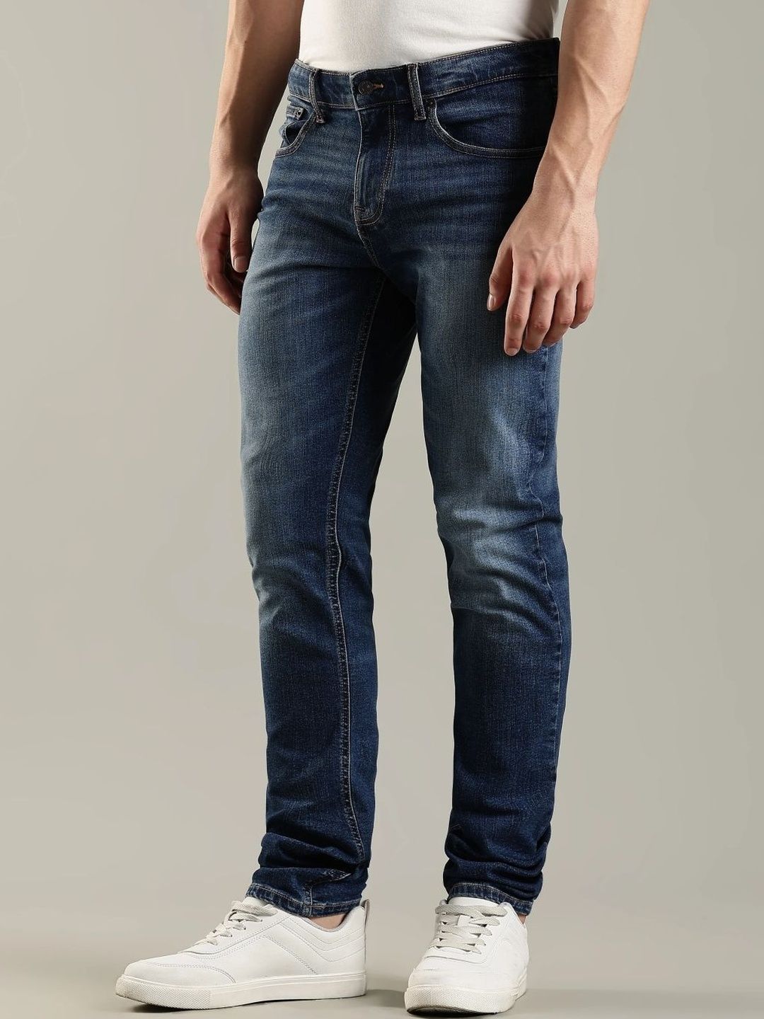 Slim Fit Mid-Rise Light Fade Jeans