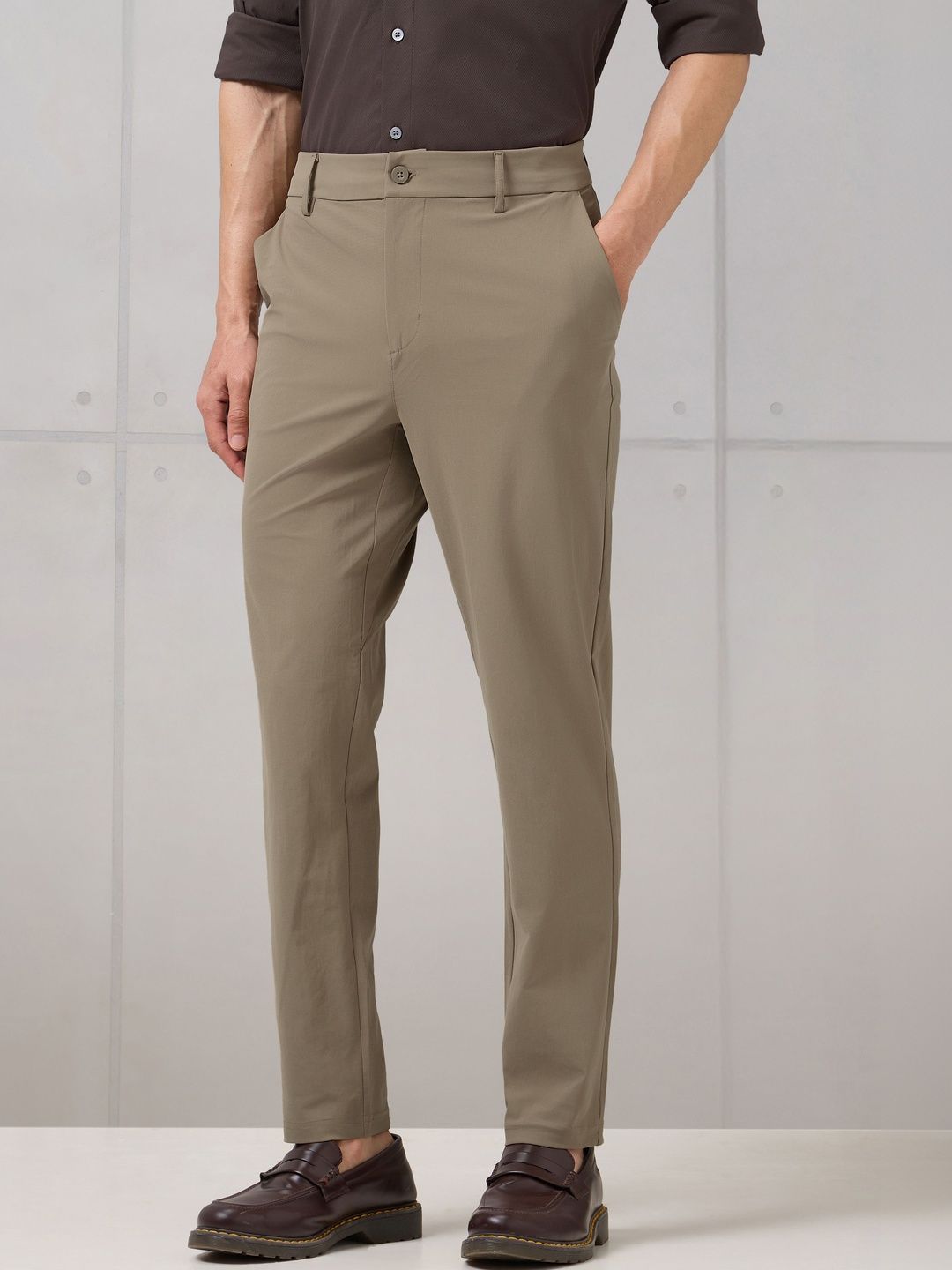 Technosport Men Relaxed Straight Leg Tapered Fit Mid-Rise Formal Trousers  with DURACOOL+