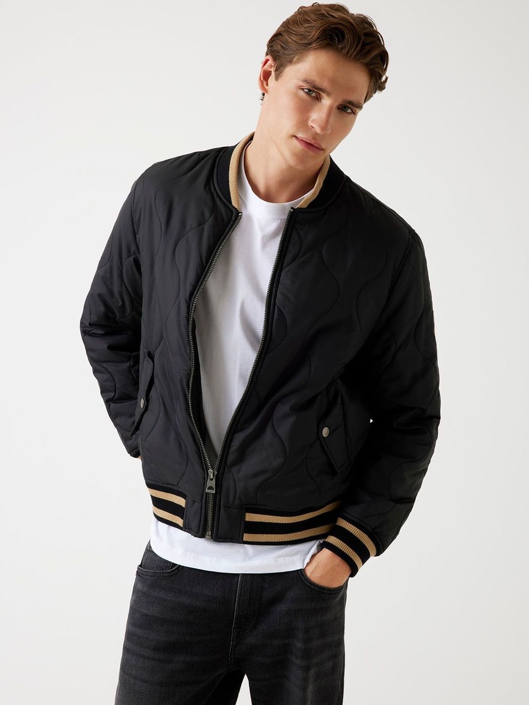 GUESS Men Bomber Jacket