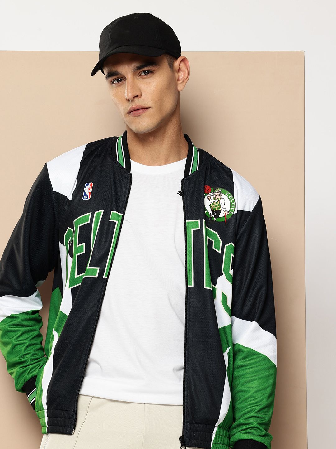 NBA Chicago Bulls Printed Mandarin Collar Bomber Jacket
