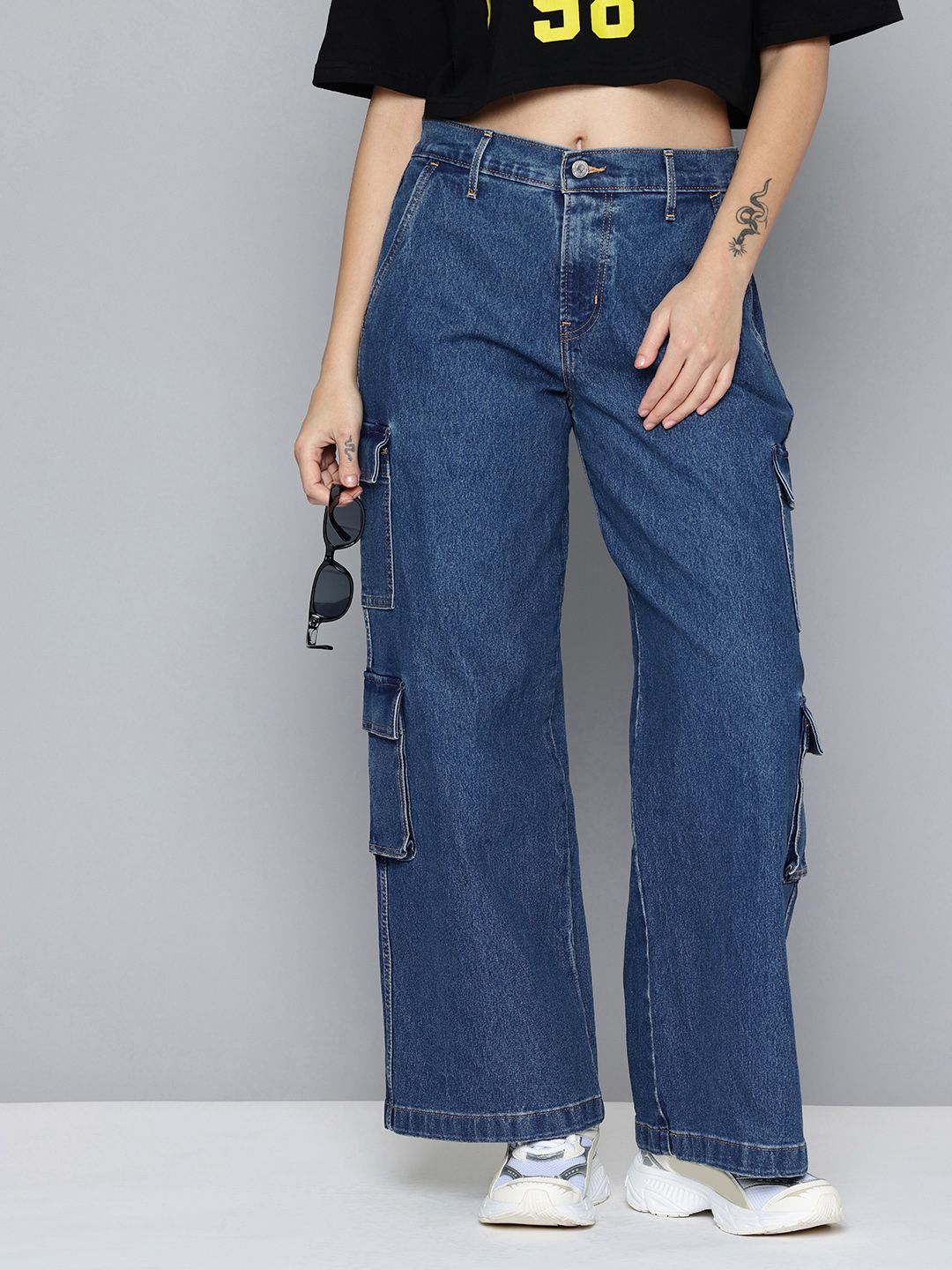 Levis Levis Women's Med Indigo Baggy Fit Mid Rise Cargo Jeans