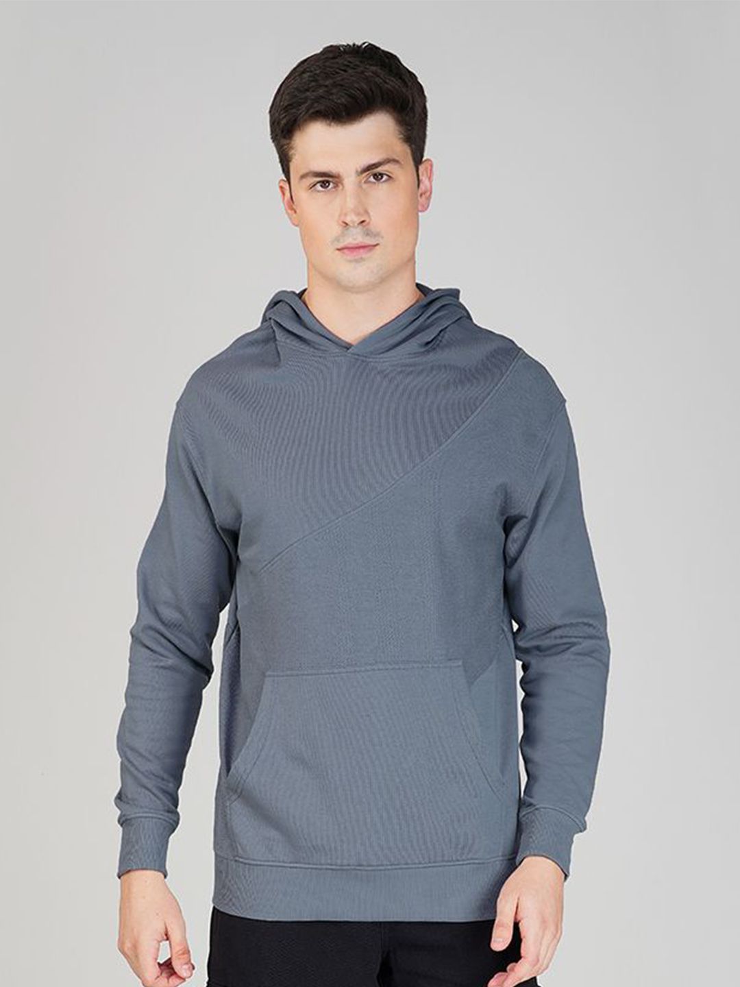 Roly SU1119 - MANASLU Unisex sweatshirt met capuchon in lichtgewicht Roly SU1119 - MANASLU Unisex sweatshirt met capuchon in lichtgewicht