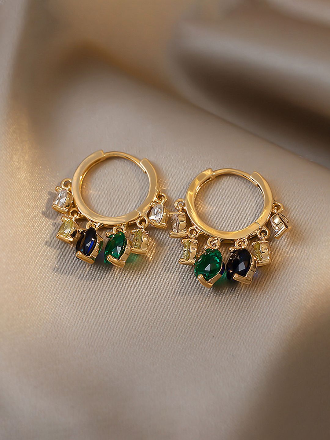 Just Lil Things Contemporary Studs Earrings