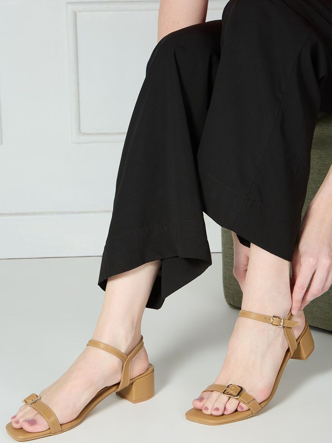 Inc 5 Inc 5 Party Block Sandals with Bows