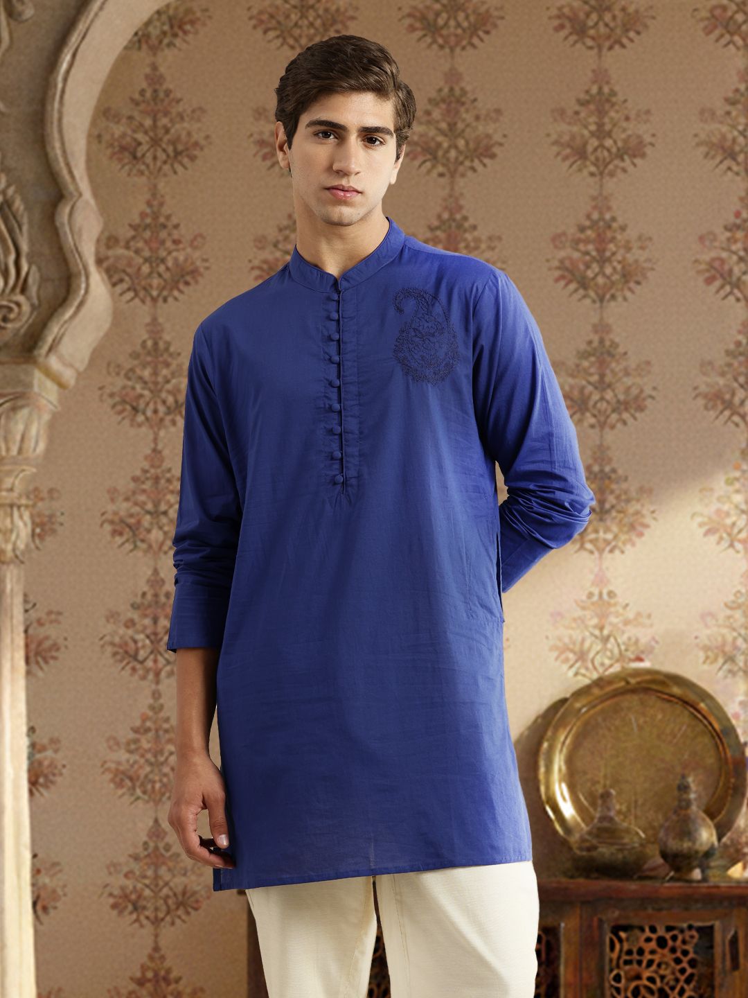 House of Pataudi Thread Work Detailed Mandarin Collar Pure Cotton Jashn Straight Kurta