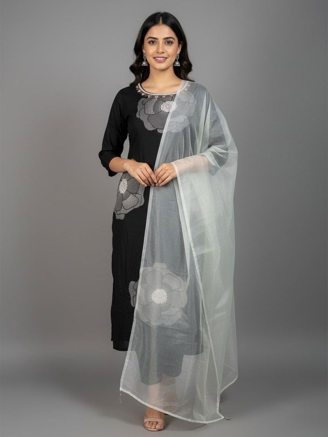 Sangria Sangria Organza Tasseled Border Ethnic Dupatta