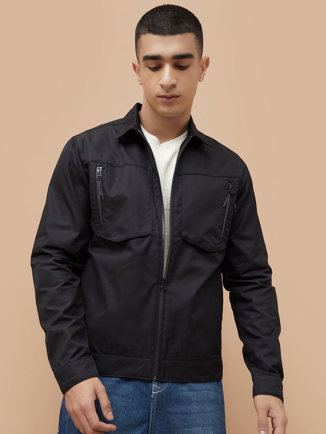 Bossini Men Spread Collar Solid Tailored Jacket