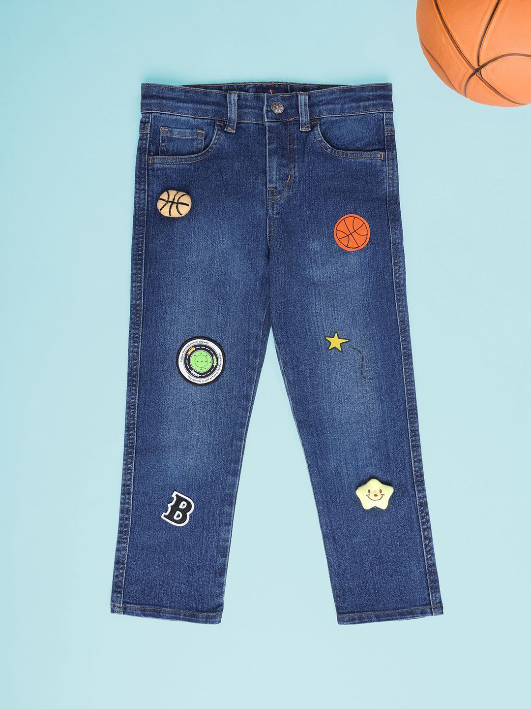KiddoPanti Boys Regular Fit Mid-Rise Light Fade Embellished Stretchable Jeans