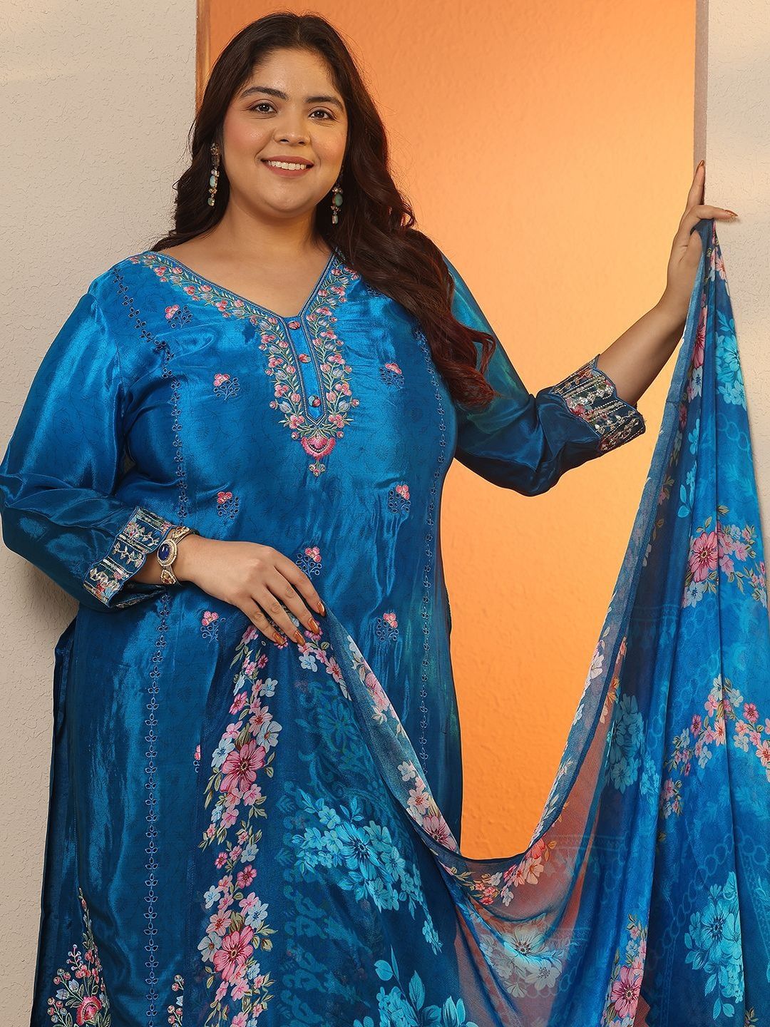 Extra Love By Libas Plus Size Embroidered Straight Kurta With Trousers & Dupatta
