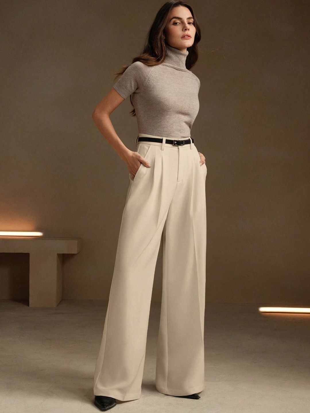 Kotty Kotty Women Straight Fit High-Rise Easy Wash Pleated Trousers