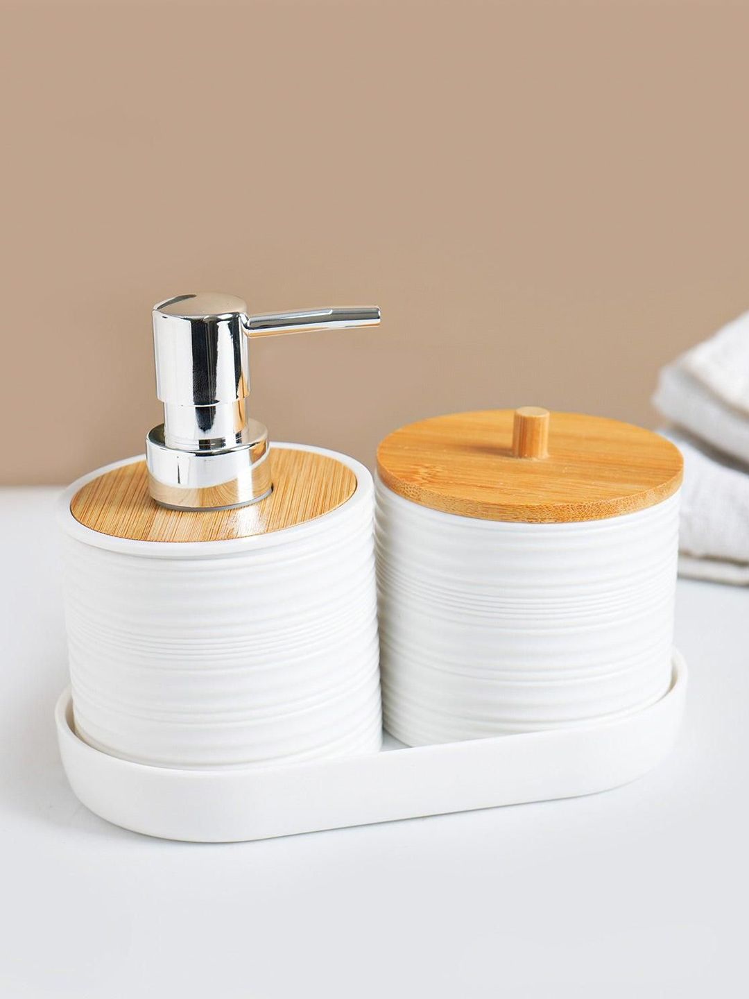 MARKET99 White & Brown 3 Pieces Bath Accessories Set