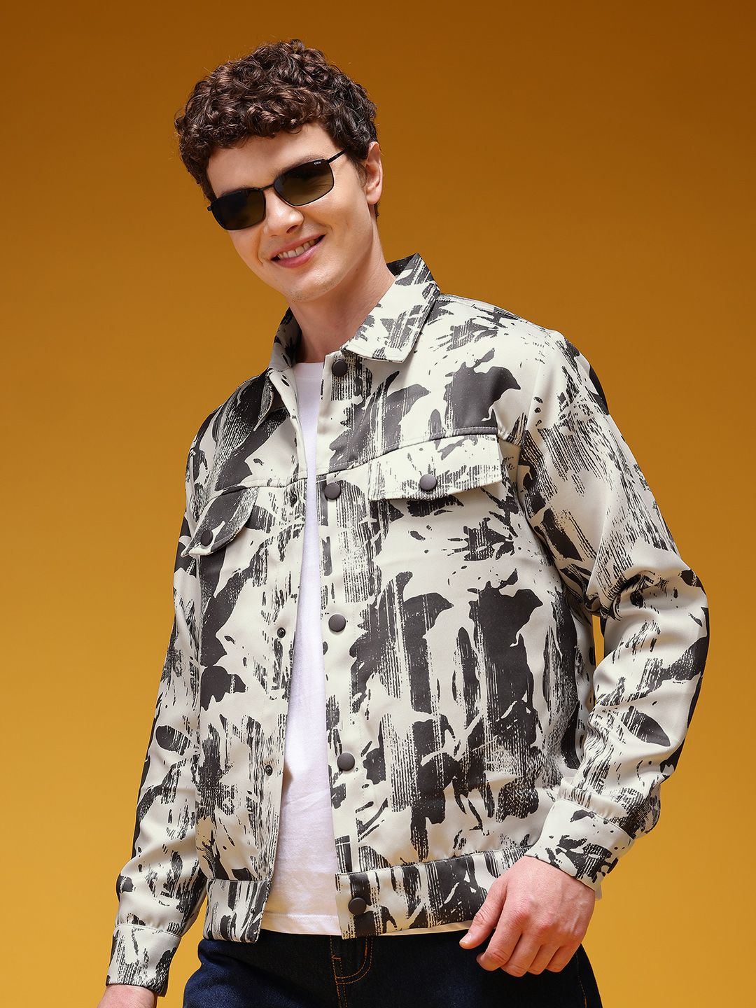 HERE&NOW Spread Collar Tailored Jacket