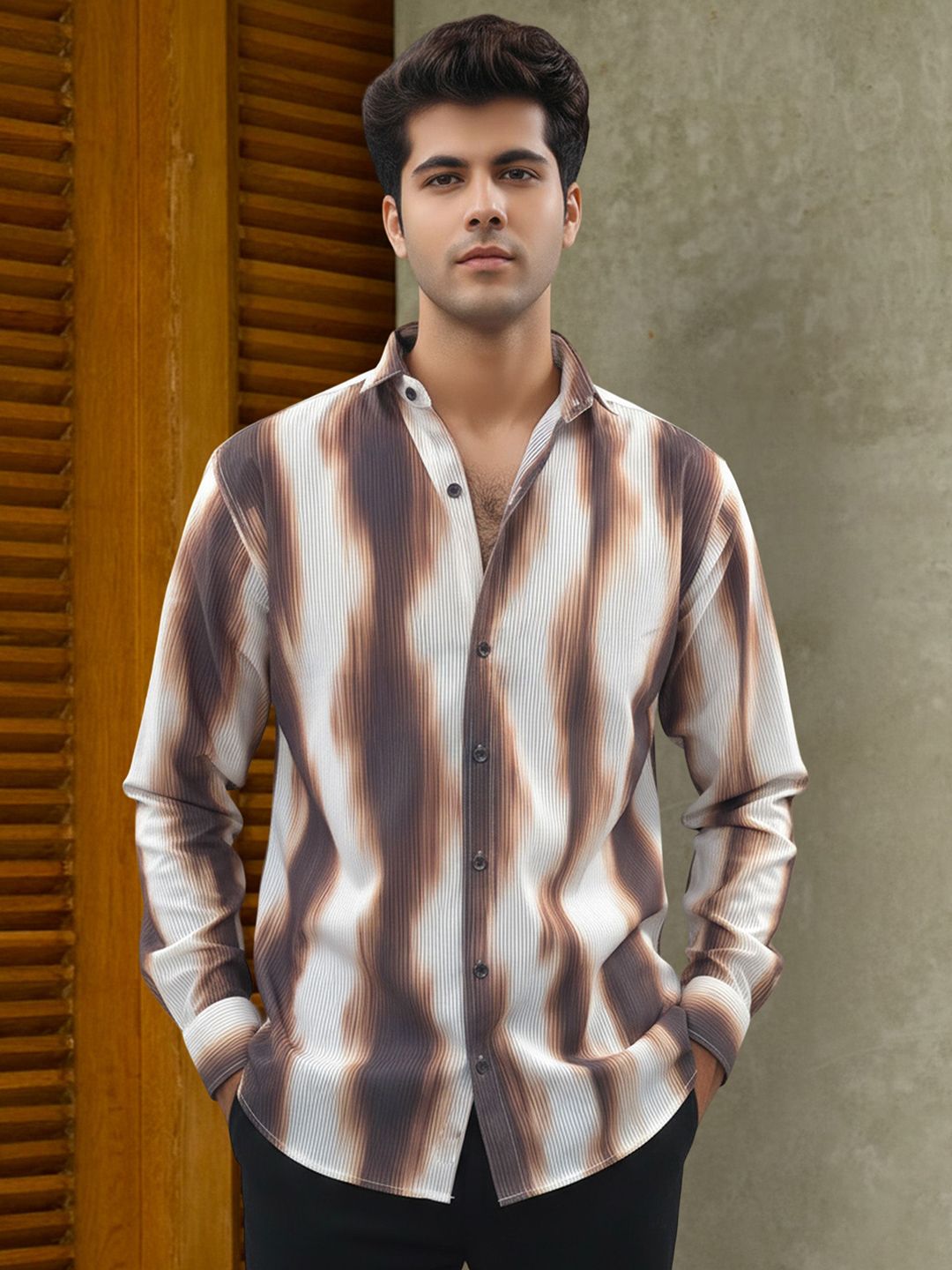 Metronaut Men Abstract Printed Spread Collar Regular Fit Shirt