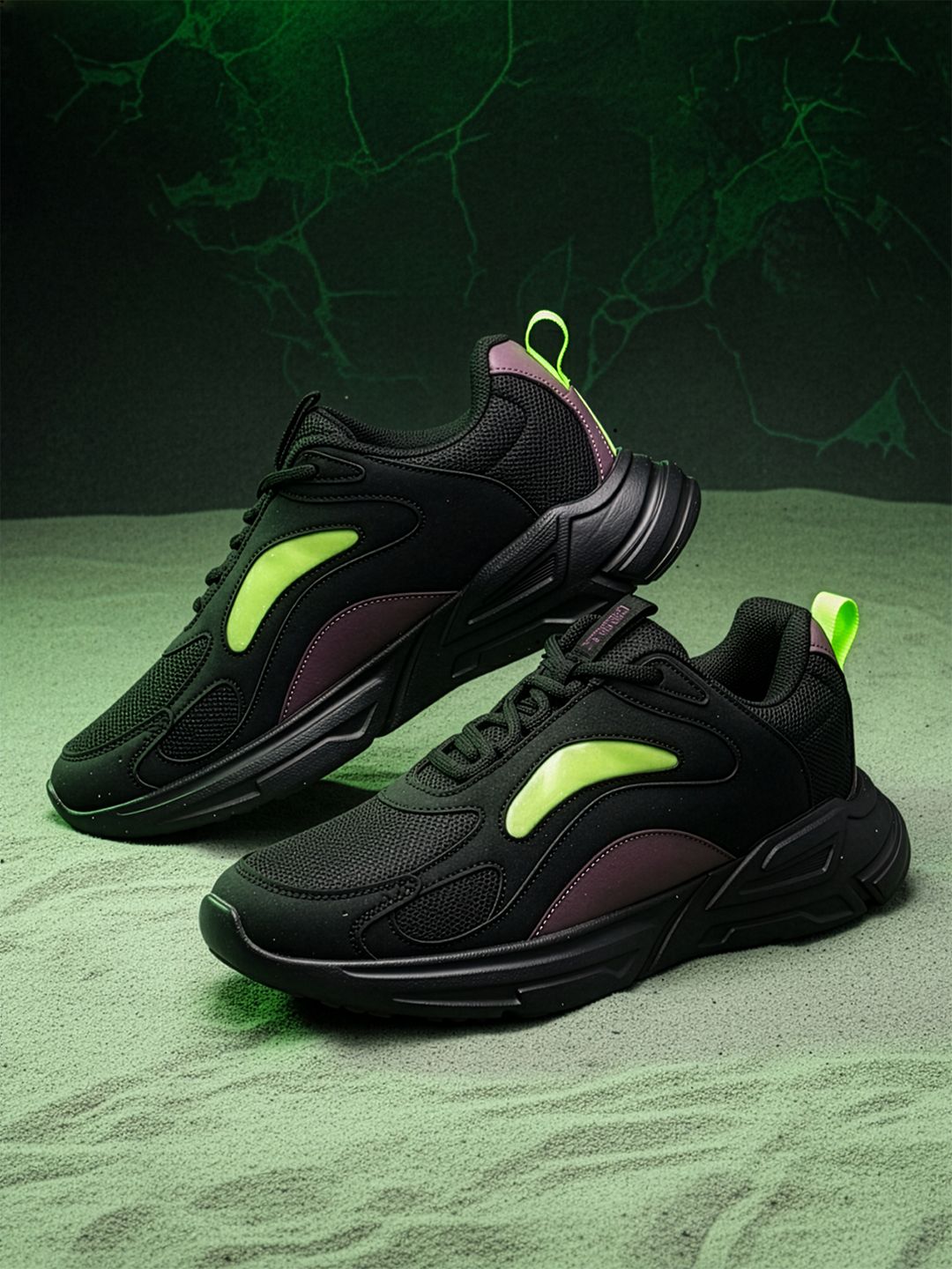 MARVEL STREET Men Hulk Walking Shoes