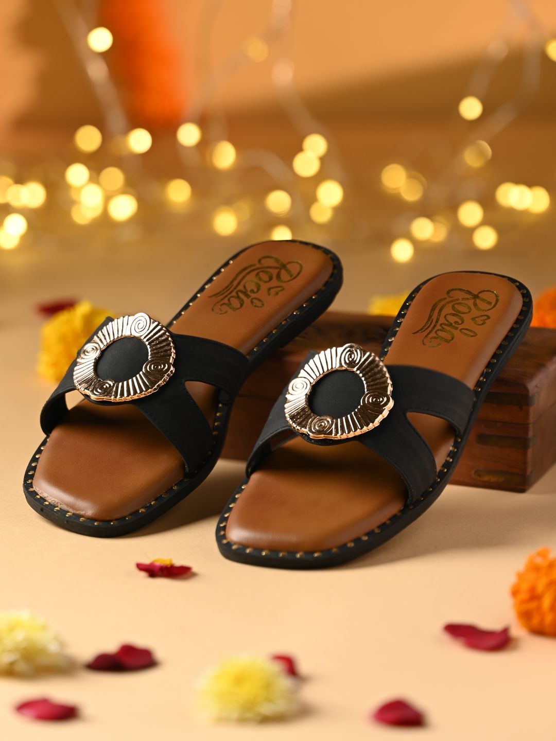 Rocia Women Open Toe Flats With Western - Embellished