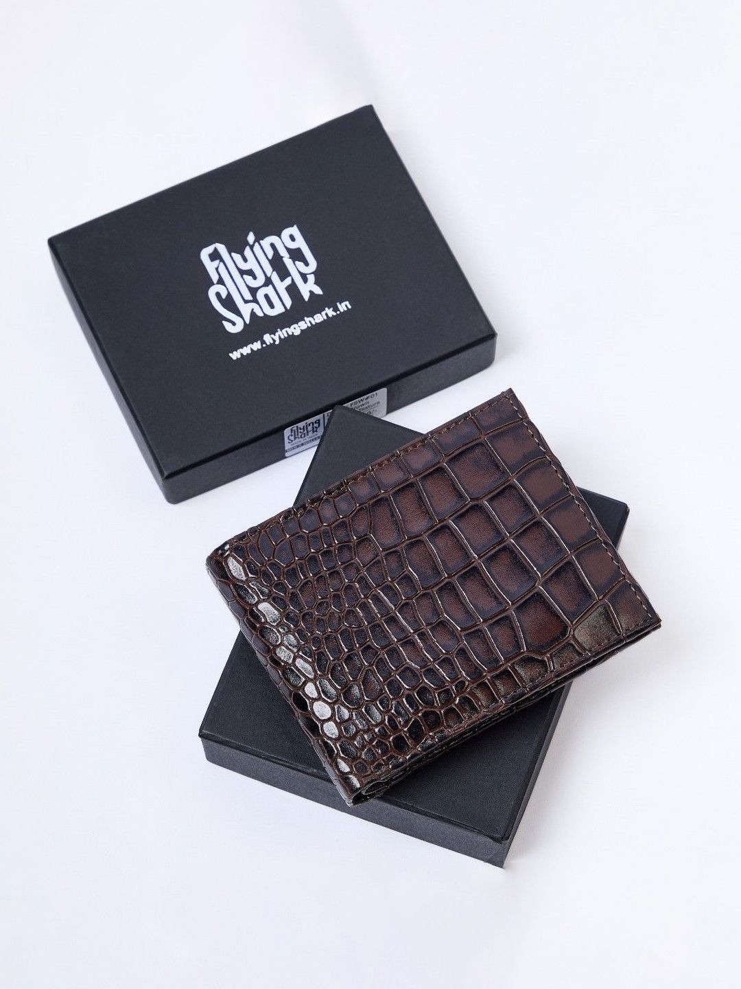 FLYING SHARK Men Crocodile Print Textured Leather Short Two Fold Wallet