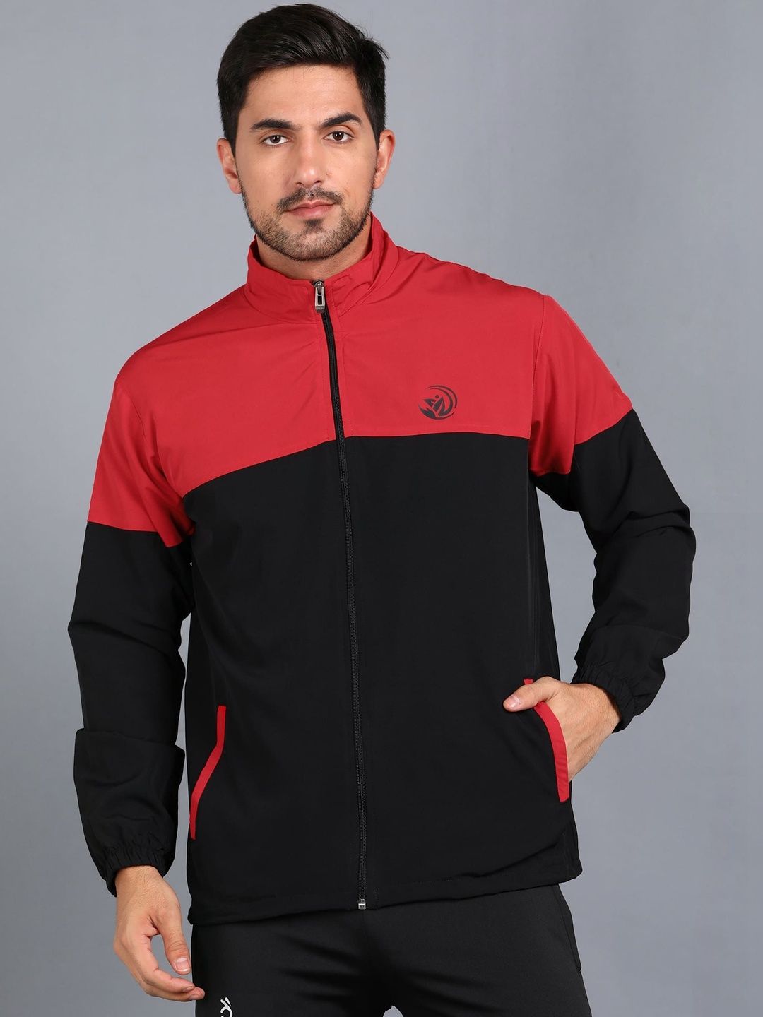 GNOCKFACE Men Colourblocked Lightweight Mock Collar Rapid-Dry Running Sporty Jacket