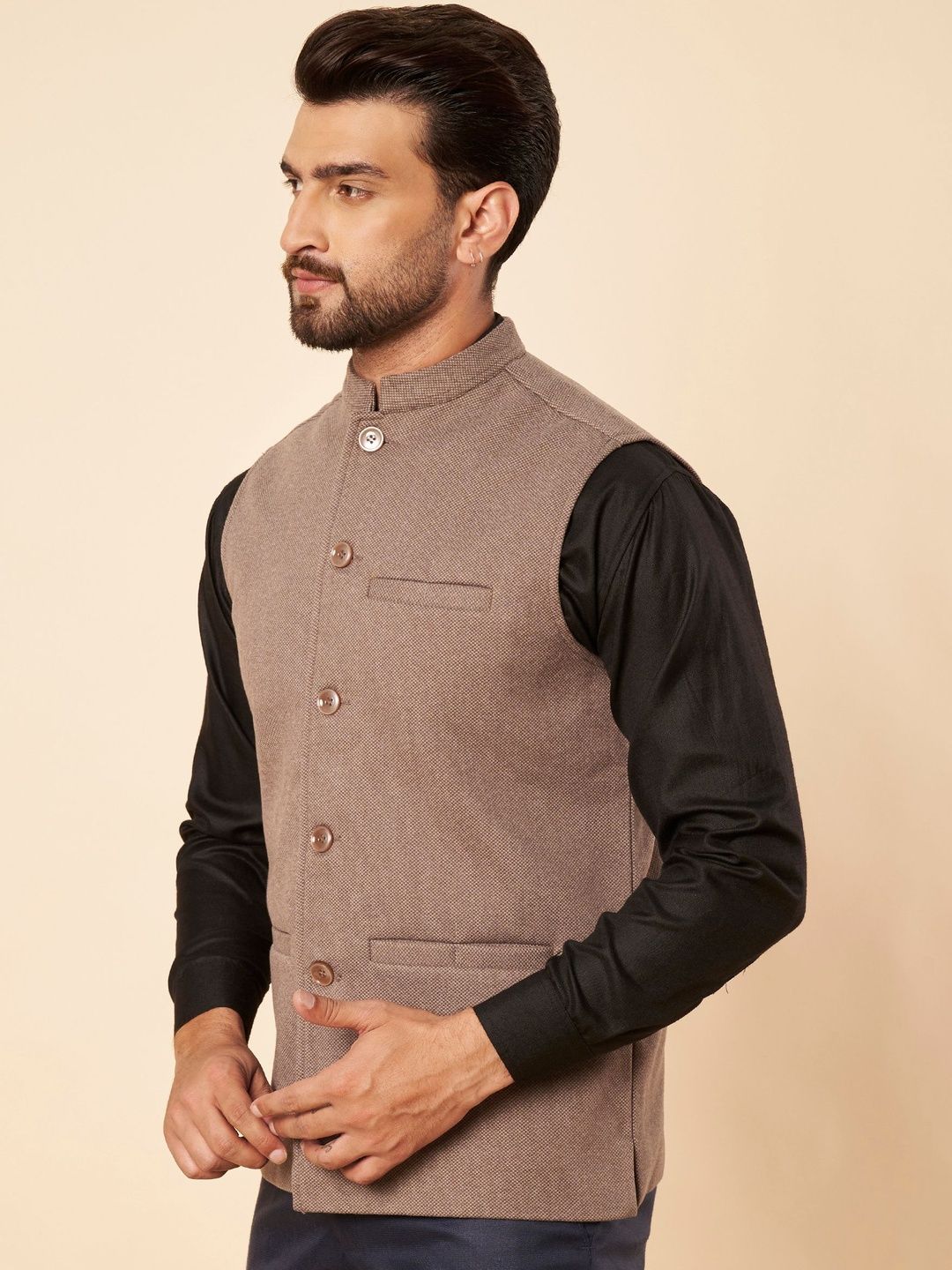 Zamour Woven Designed Mandarin Collar Nehru Jacket