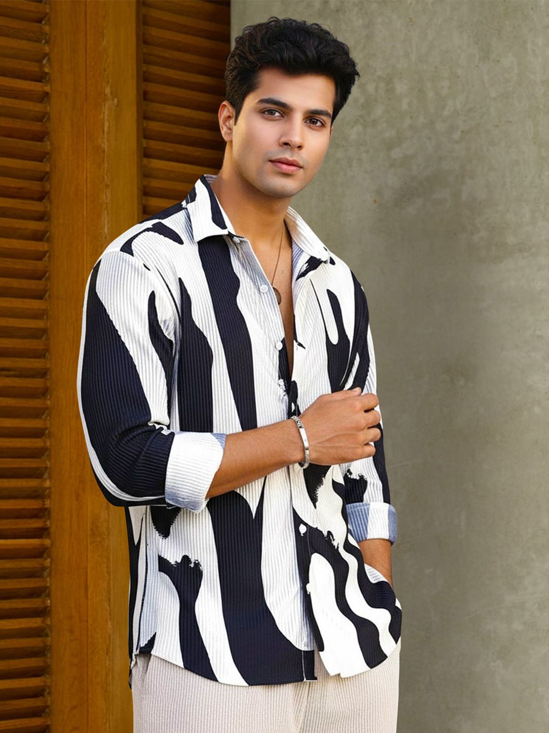 Metronaut Men Abstract Printed Spread Collar Long Sleeves Regular Fit Casual Shirt