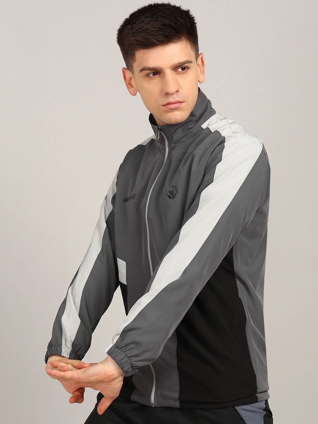 GNOCKFACE Men Colourblocked Stand Collar Lightweight Training or Gym Sporty Jacket