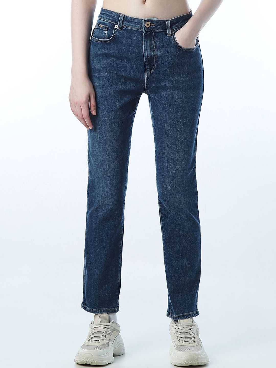 Women Slim Fit Mid-Rise Jeans ONLY Women Slim Fit Mid-Rise Stretchable Jeans