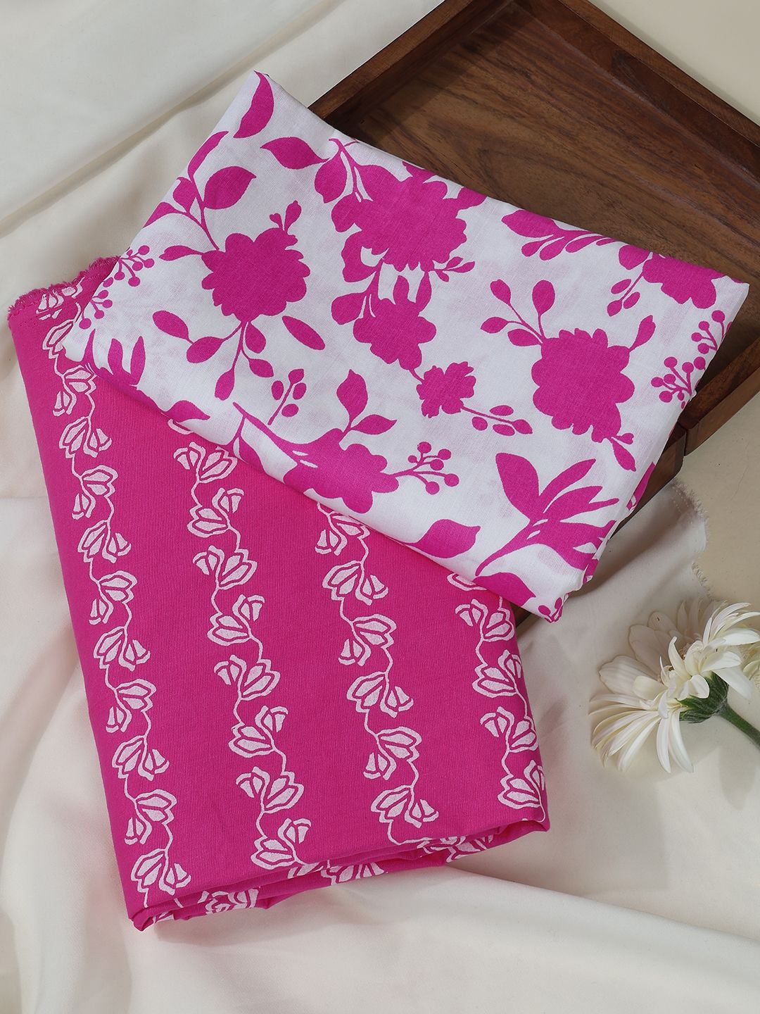 SALWAR STUDIO Floral Printed Pure Cotton Unstitched Dress Material