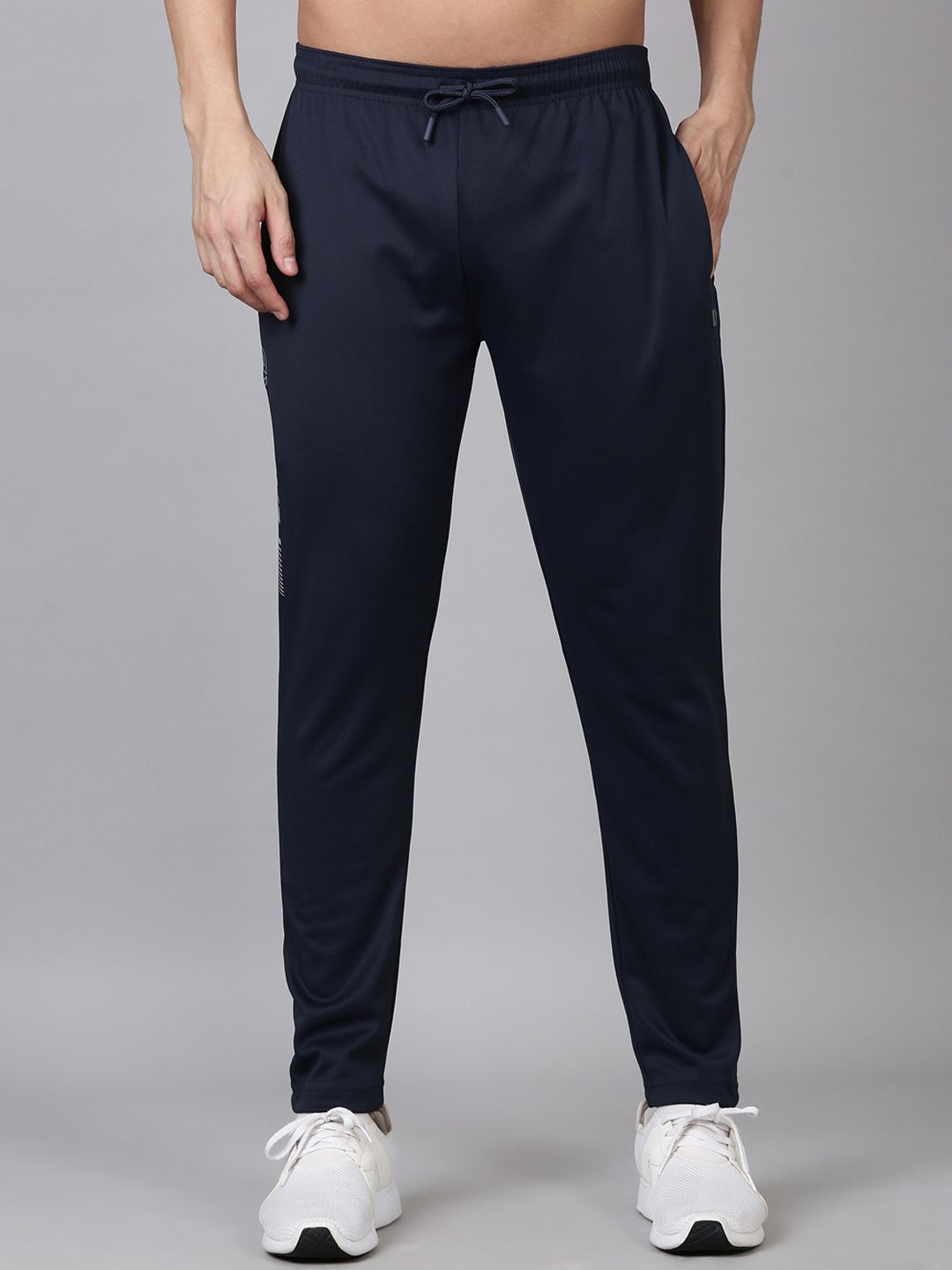 Dixcy Scott Originals Men Slim-Fit Mid-Rise Sweat-Wicking Joggers