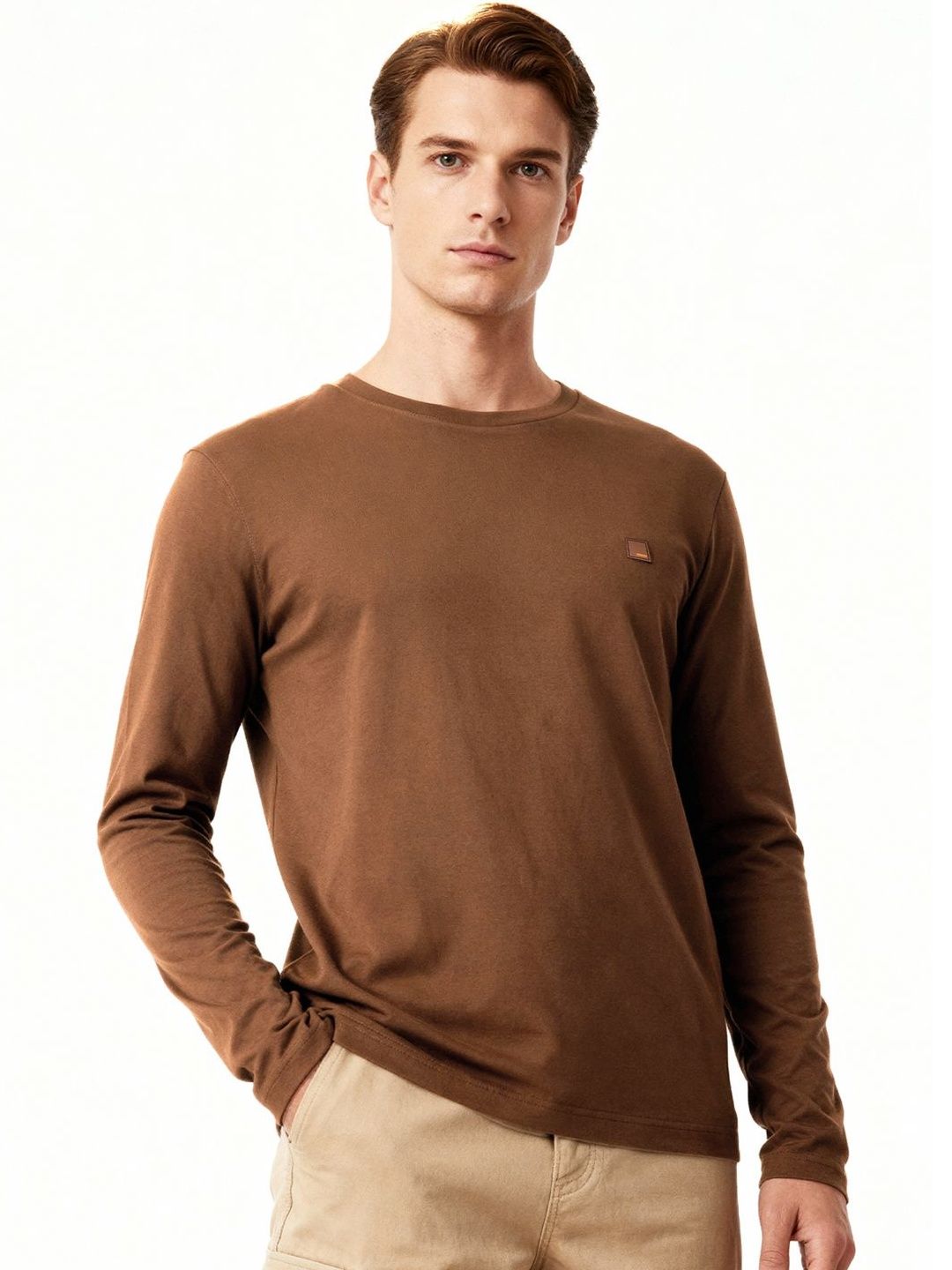 DAMENSCH Men Solid Round Neck T-shirt
