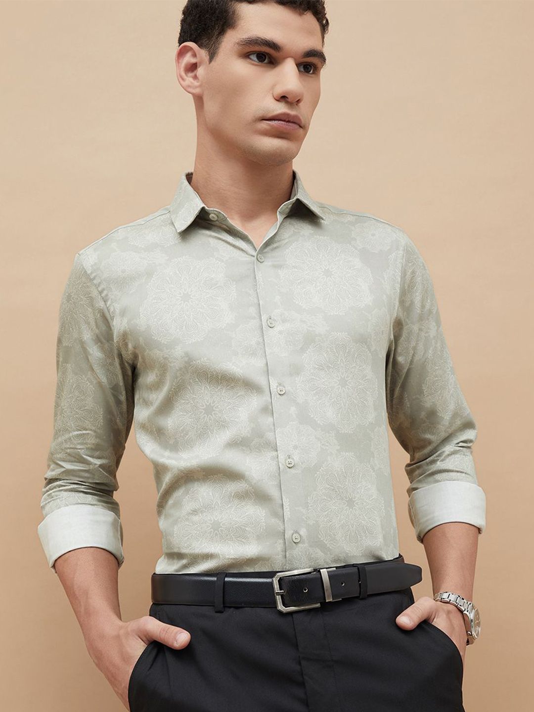 CODE by Lifestyle Men Slim Fit Floral Printed Spread Collar Cotton Formal Shirt