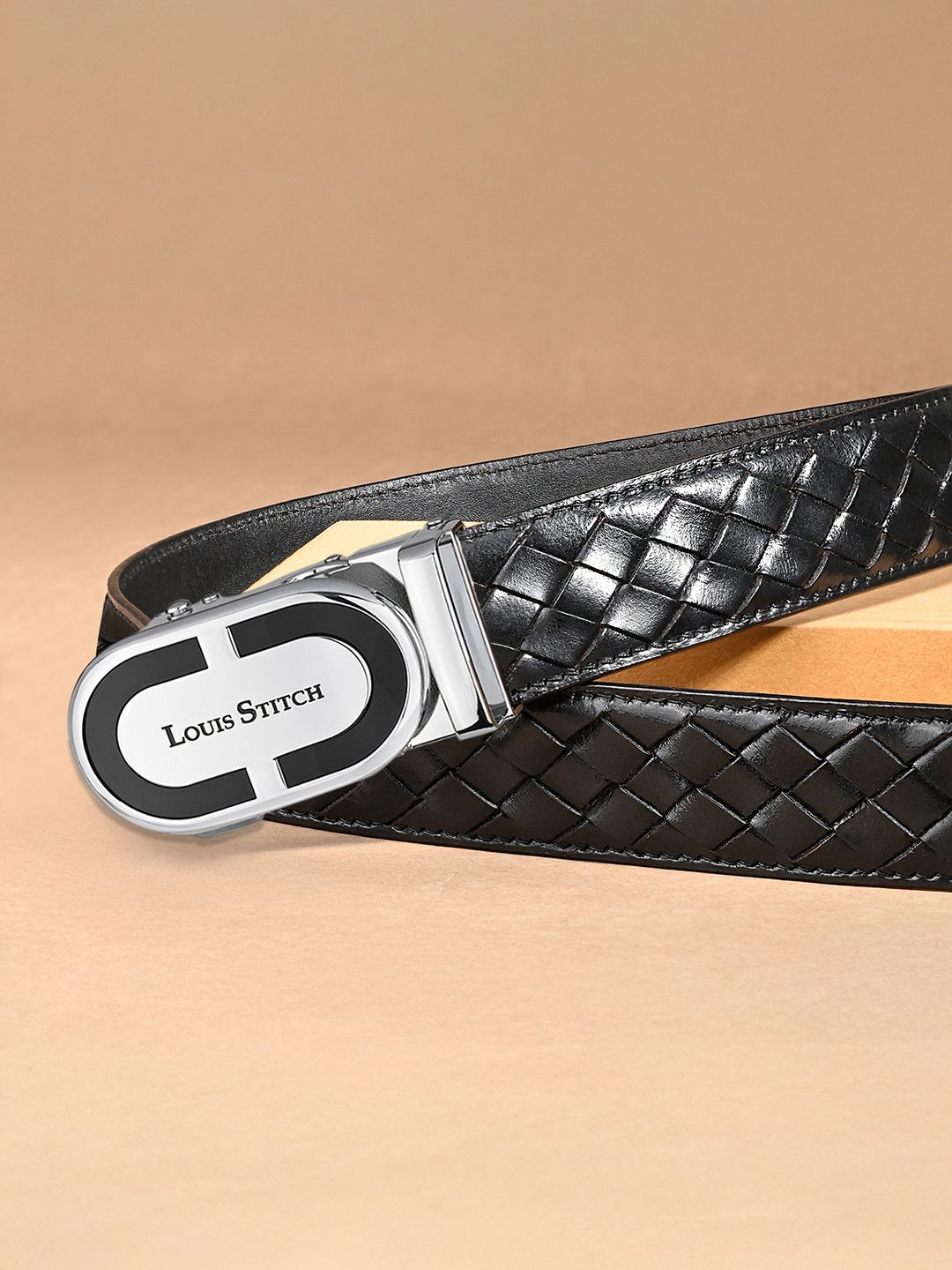 LOUIS STITCH Men Textured Leather Pull and Twist Belt